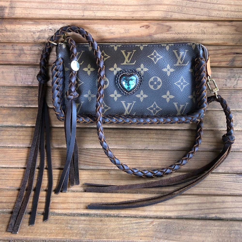 Authentic Louis Vuitton Pochette Accessoires revamped by Leather and Vodka